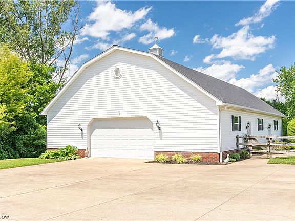 2nd image of 6172 Schloneger Dr