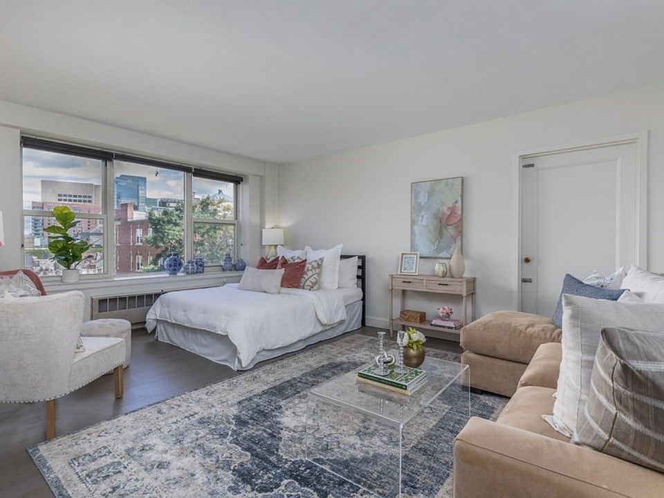 1st image of 145 Pinckney St APT 716