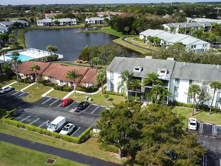 1015 Green Pine Blvd #B3 — Photo 29
