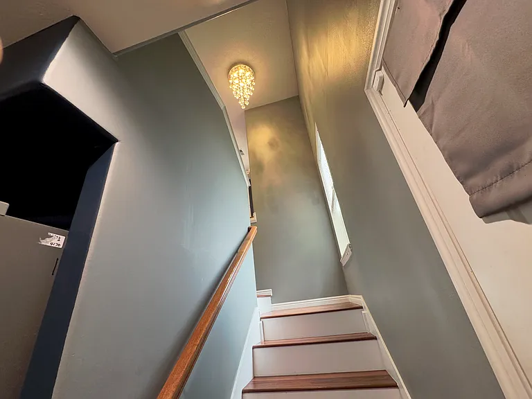 430 N Hodges Ln — Photo 8