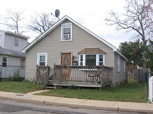 2nd image of 38 Waterwitch Ave