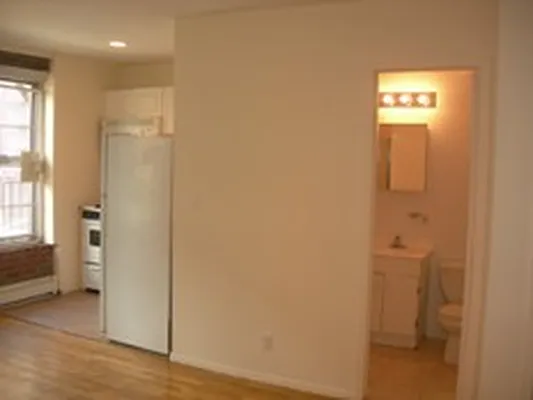 Rented by Vickers Realty | media 5