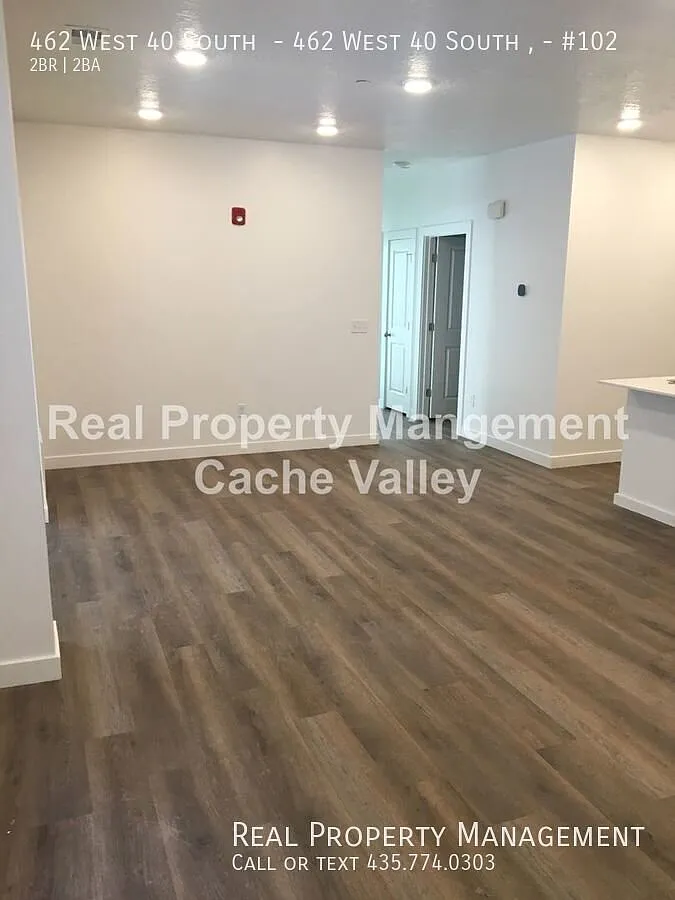 Great 2 br 2 full bath condo located in Providence Gateway! Partial utilities included! — Photo 2