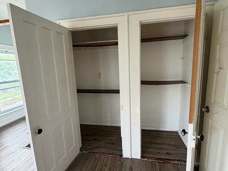 208 Beecher St — Photo 9