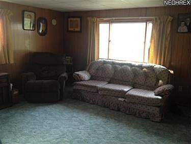 4th image of 16180 Simmons St