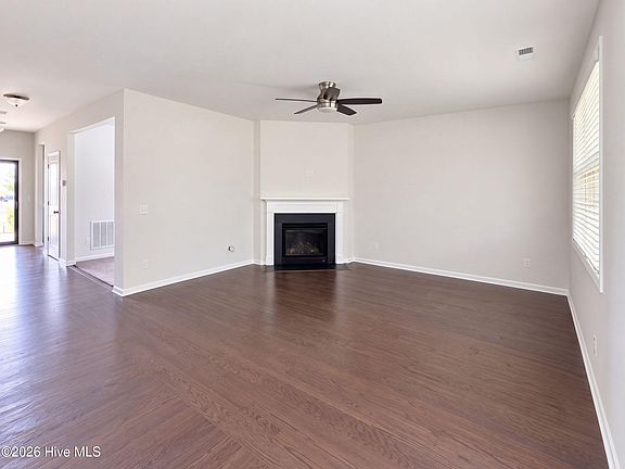 3rd image of 404 Golden Villas Drive
