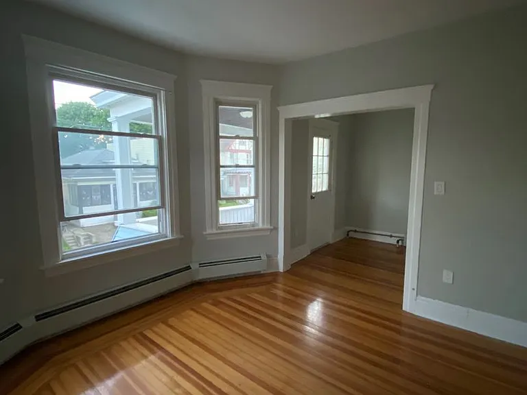 1 Kent St — Photo 2