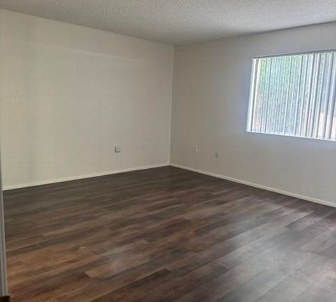 3rd image of 1062 N Caribe Ave