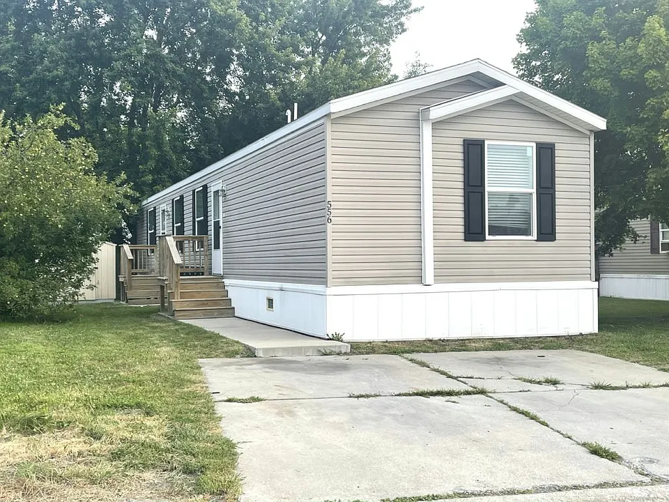 556 Linda Ln
