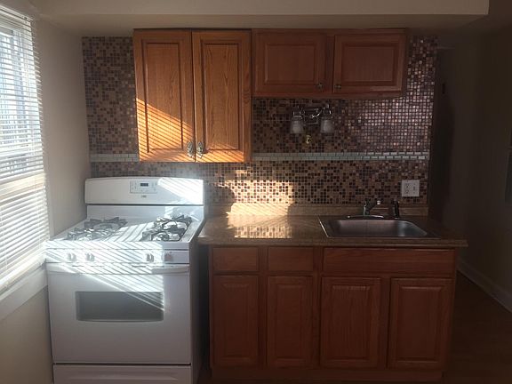 2nd image of 760 Legion Ave #3F