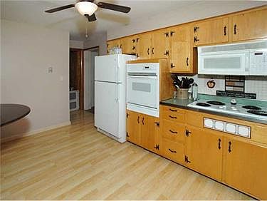 5th image of 404 Shogan Dr