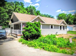 N6460 Anderson Dr, Delavan, WI 53115