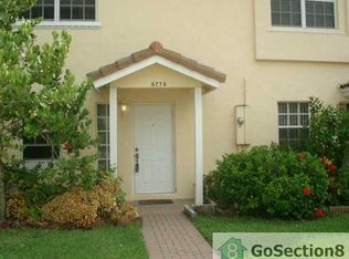 6817 Sienna Club Dr, Fort Lauderdale, FL 33319