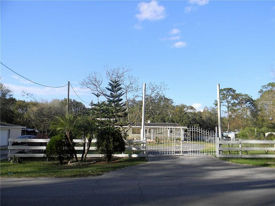 1st image of 2219 Pine Ave