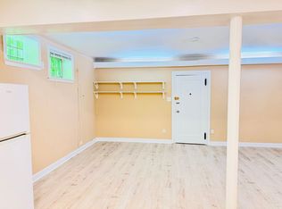 8715 Plymouth St APT 4, Silver Spring, MD 20901