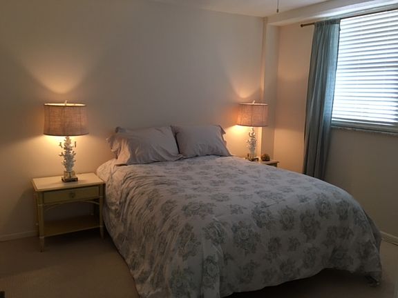 4th image of 100 Paradise Harbour Blvd