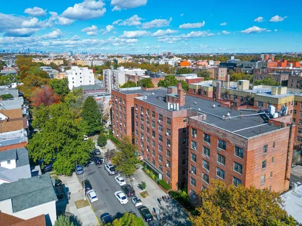 1577 East 17th Street image 22 of 22