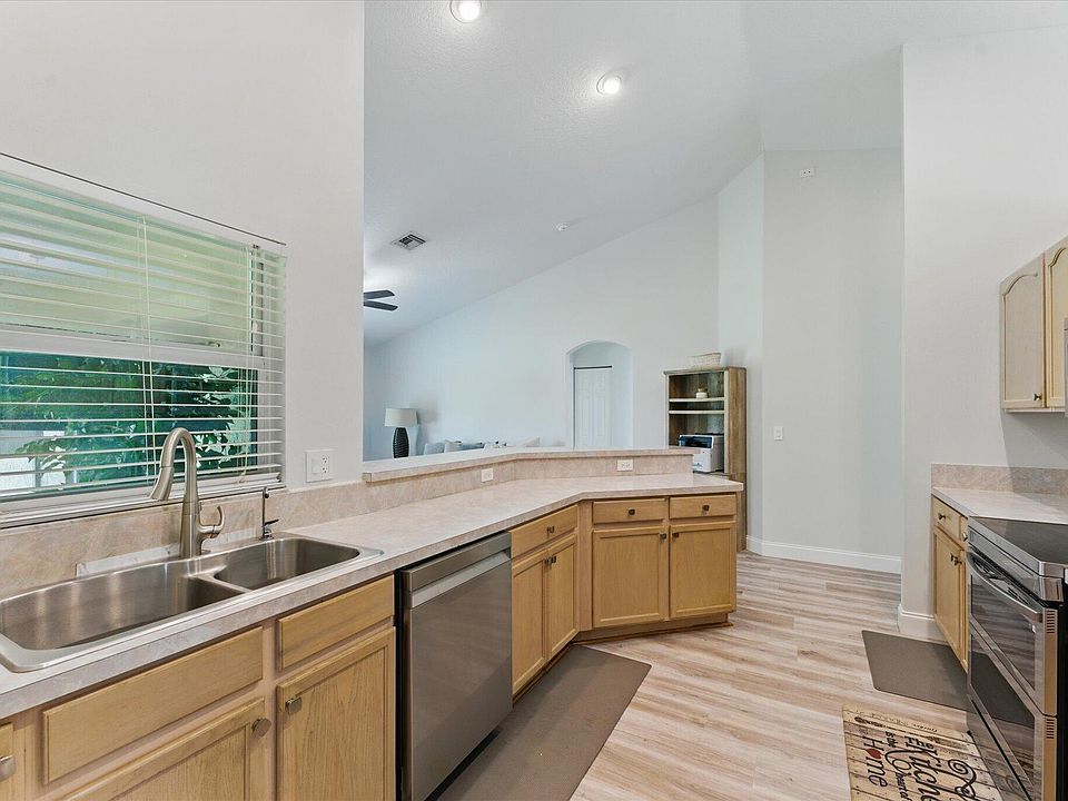1st image of 11383 59th Street N