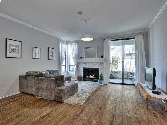 5th image of 6422 Buena Vista Dr #A