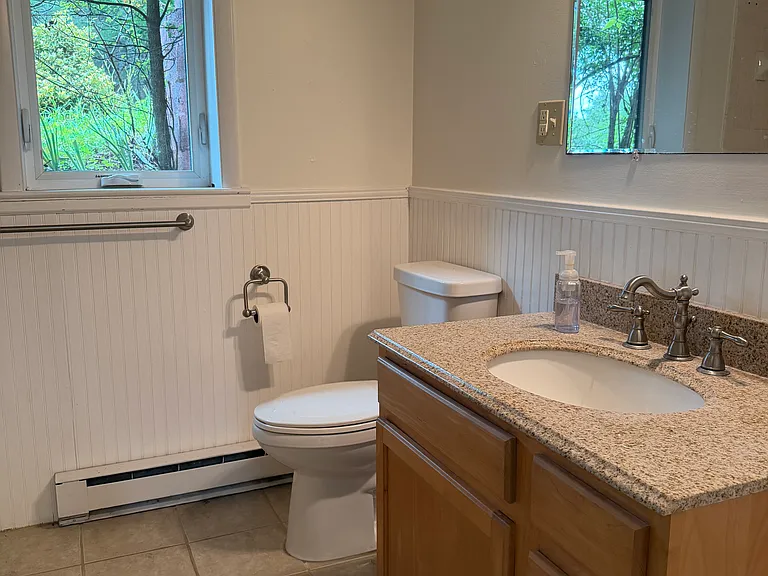 1422 Catawba Rd — Photo 18