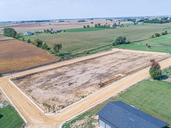 L3 Brandy Street #3, Cuba City, WI 53807