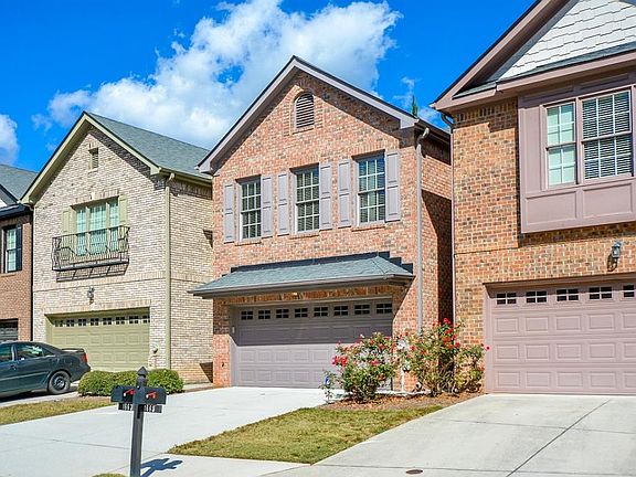 3rd image of 1667 Oakbrook Lake Dr