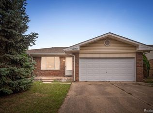 14211 Martin Rd, Warren, MI 48088