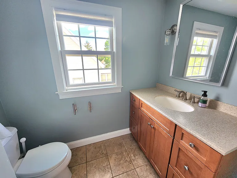 140 Malden St #2 — Photo 10