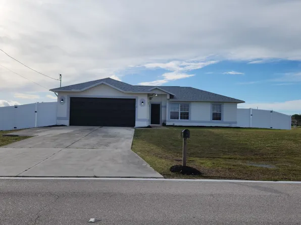 1118 Nelson Rd N, Cape Coral, FL 33993