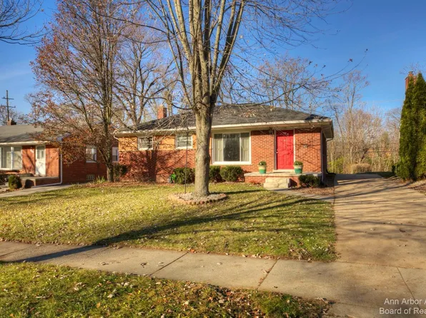 1430 Collegewood St, Ypsilanti, MI 48197