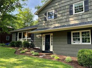 7649 Farmington Rd, Manlius, NY 13104