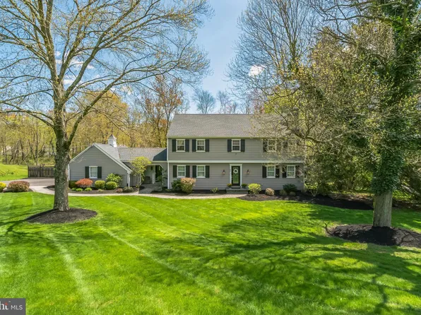 99 Foxcroft Dr, Doylestown, PA 18901