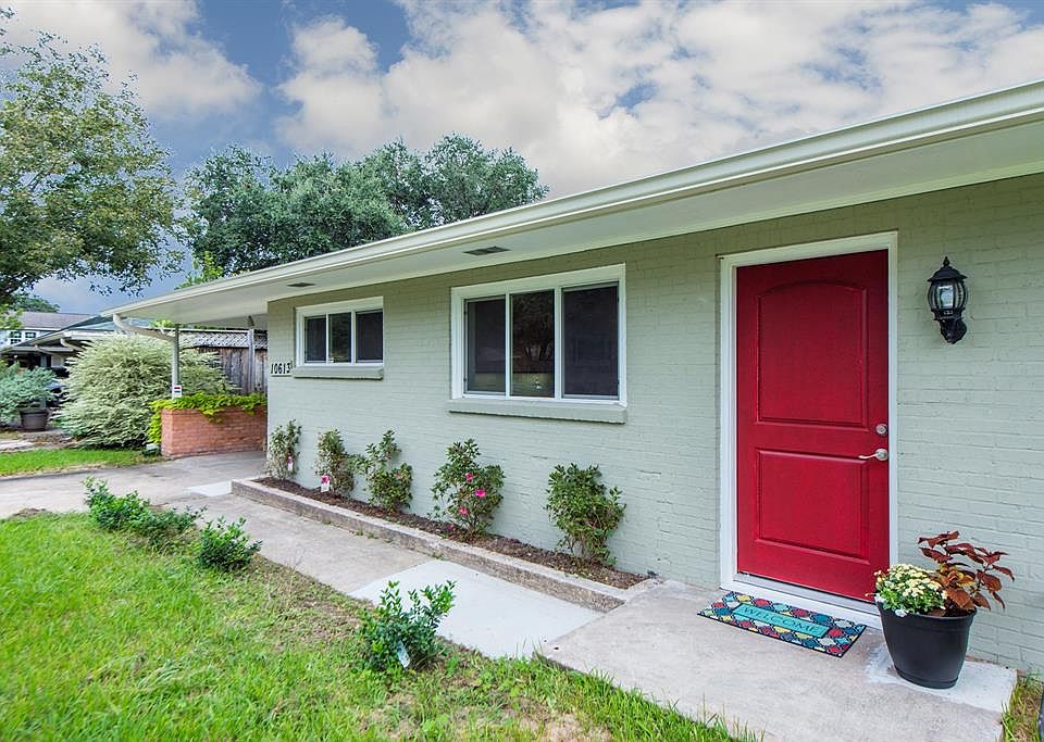 Welcome to 10613 Willowgrove!