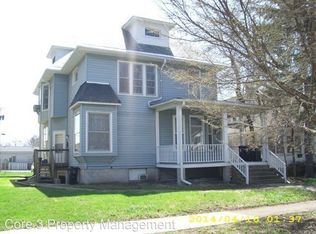 521 E Chestnut St APT 1, Bloomington, IL