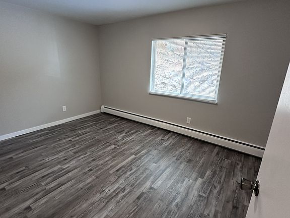 4th image of 2805 Riverside Dr #1