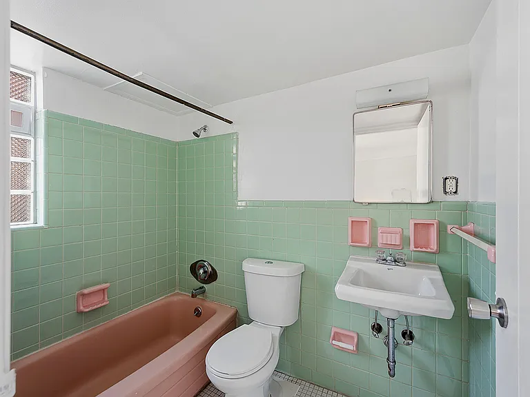 6469 Montgomery Rd #7 — Photo 14