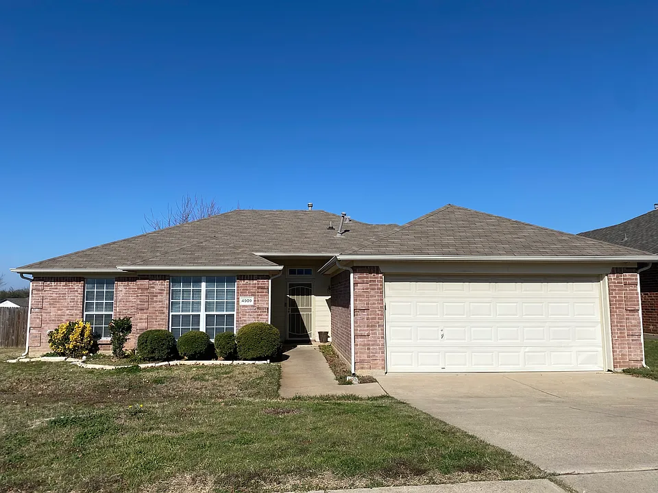4909 Vaquero Ct