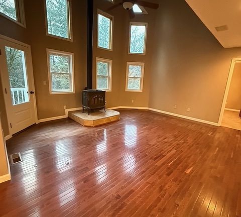 3rd image of 13933 Ponderosa Way
