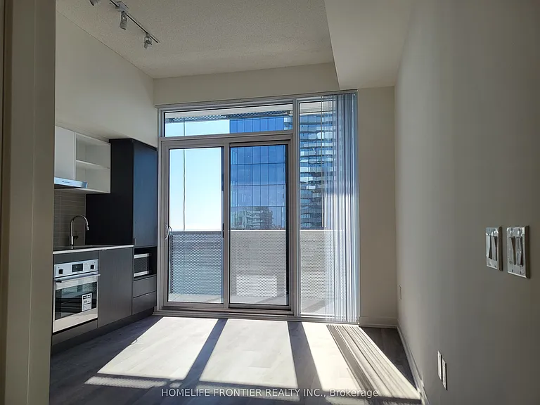 138 Downes St #3210 — Photo 5