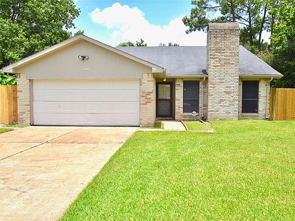 2nd image of 2802 Fir Crest Ct