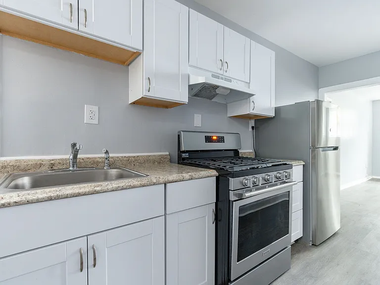 6100 NASSAU RD — Photo 5