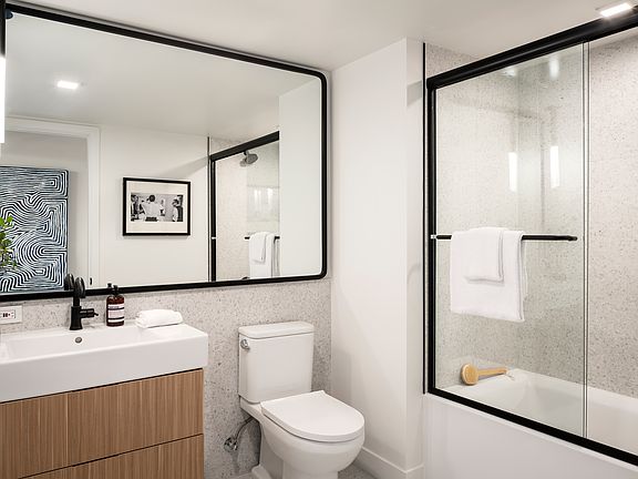 5th image of 3667 Keystone Ave #333