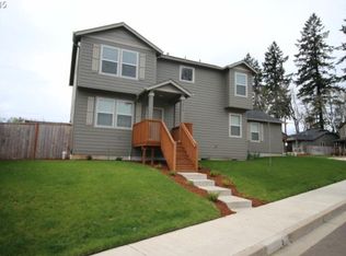 612 S 49th Pl, Springfield, OR 97478