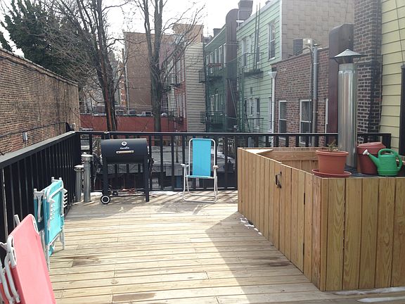 5th image of 82 Nassau Ave