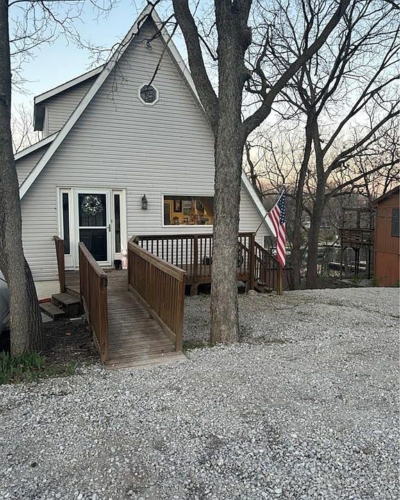 2nd image of 333 W Sugar Lake Dr