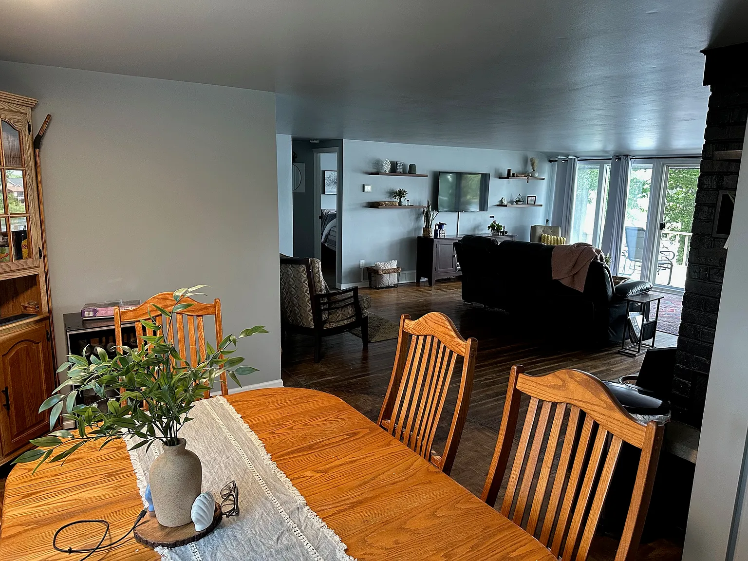 11298 Long Point Dr — Photo 4