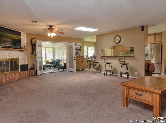 Very open and Huge Family room