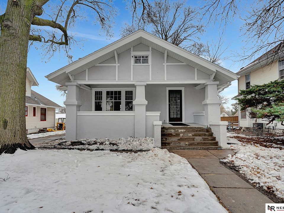 1st image of 4627 Bancroft Ave
