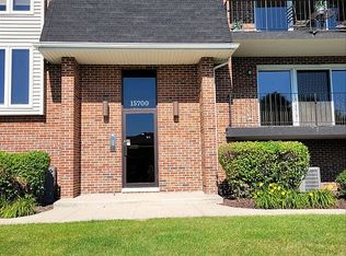 15700 Lake Hills Ct UNIT 1S, Orland Park, IL 60462