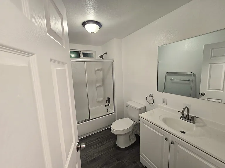 Aztec Dr NW — Photo 8